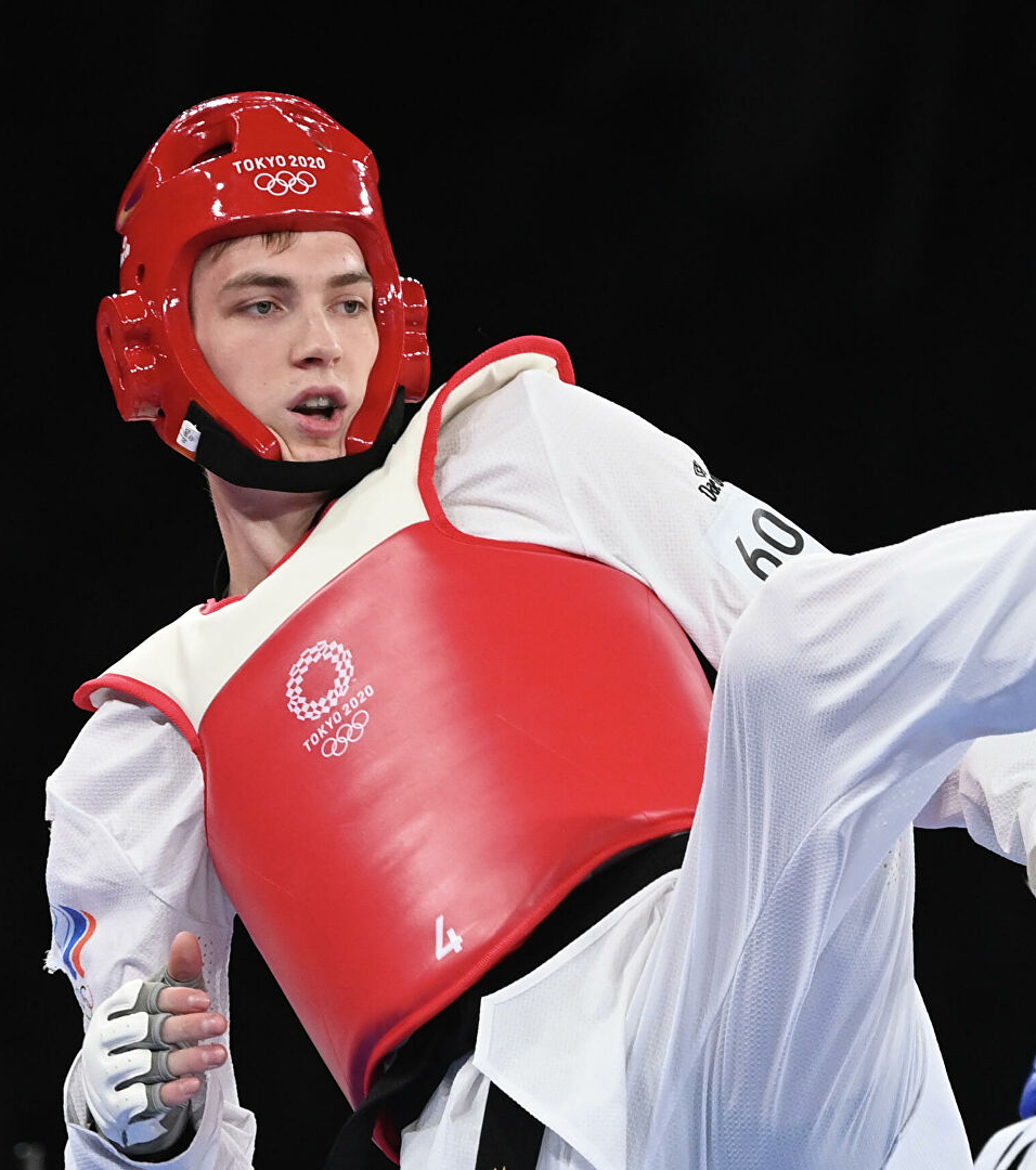 Тхэквондо в российских цветах