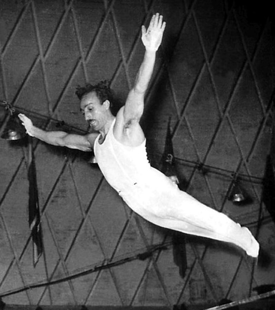 Шагинян Грант