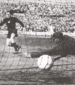 Рождение идеи футбольного пенальти