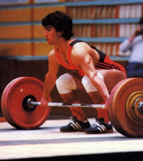 Мирзоян Оксен 