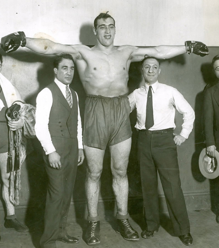 Карнера Примо 