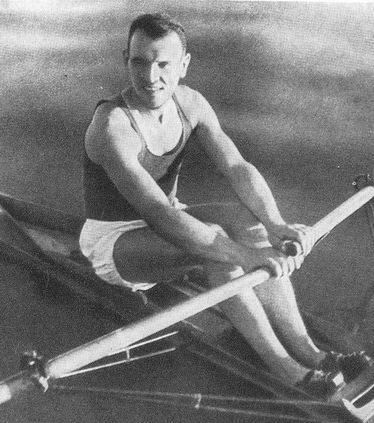 Долгушин Александр М.