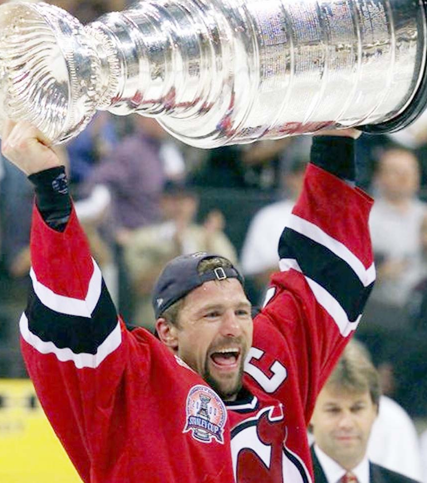 Стивенс Скотт