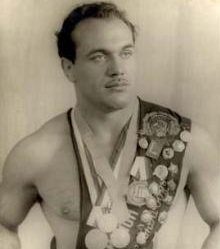 Николаев Валентин