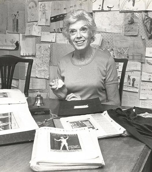 Джонс Хелен