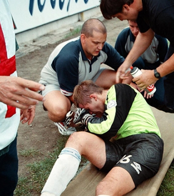 Смертельный стык на поле