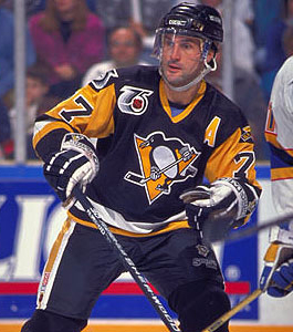 Коффи отличился на два фронта