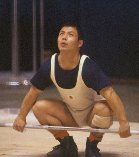 Мияке Ёсинобу