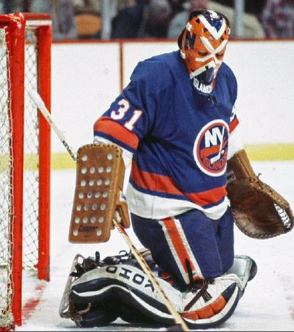 Первый вратарский гол в НХЛ