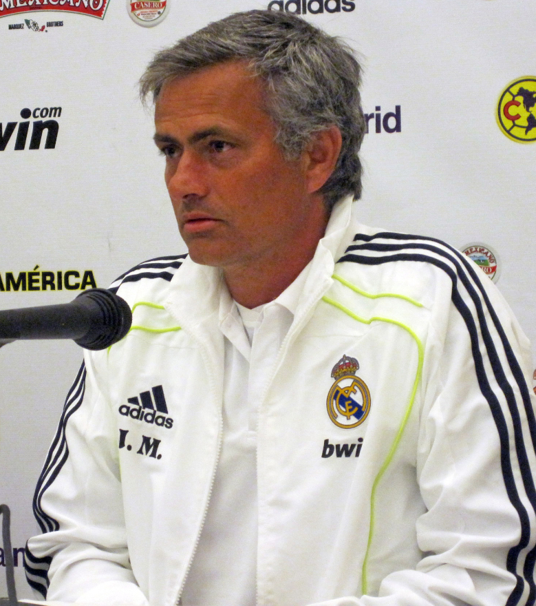 Моуринью возглавил 