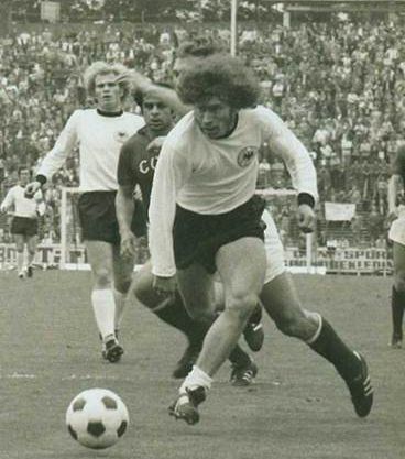 В финал Евро-1968 по жребию