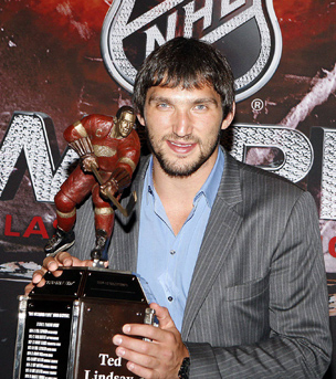 Трофейный хет-трик Овечкина