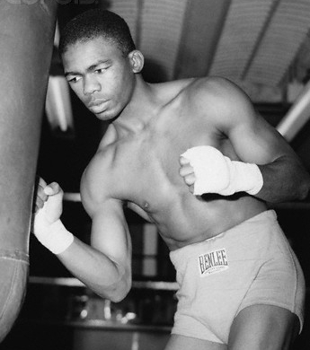 Уильямс Айк 