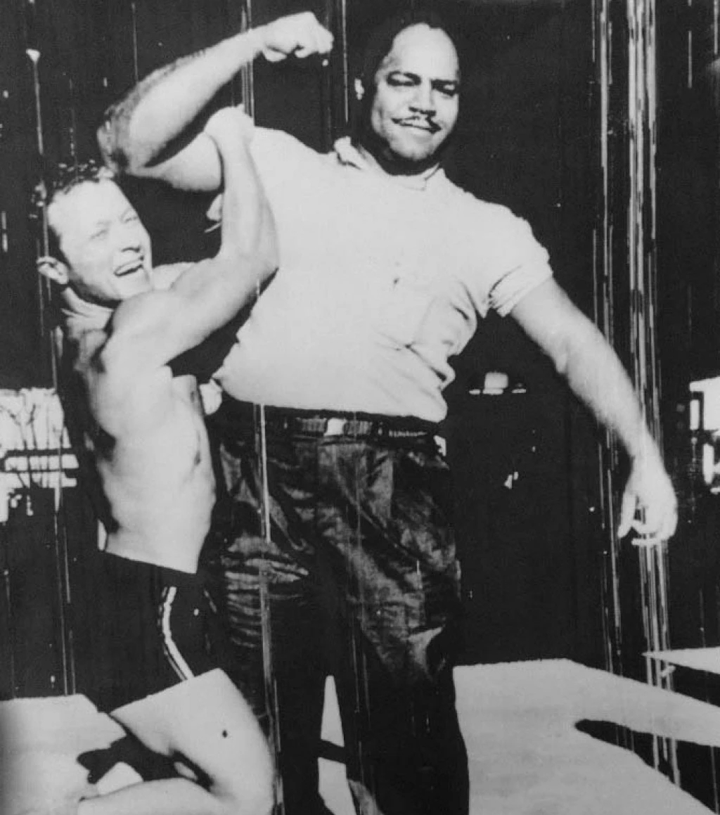 Брэдфорд Джеймс 