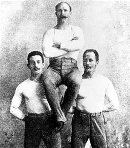 Флатов Густав 