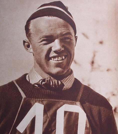 Полет с трамплина на 100 метров