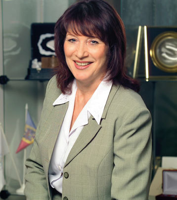 Попова Лариса