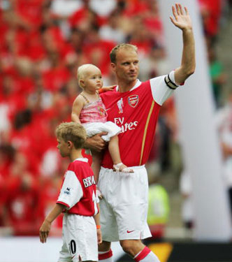 Прощальный матч Бергкампа