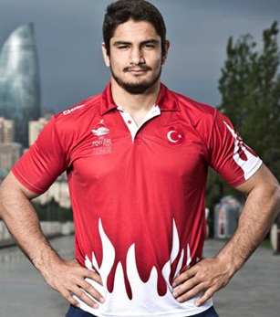 Акгюль Таха