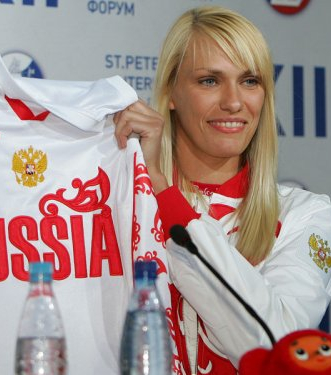 Хет-трик Степановой