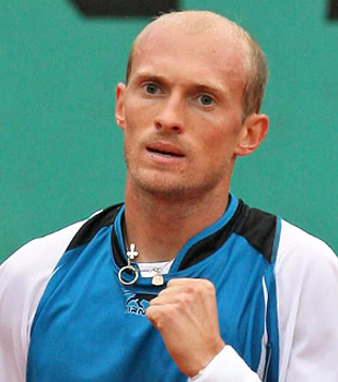 У Давыденко 400 побед