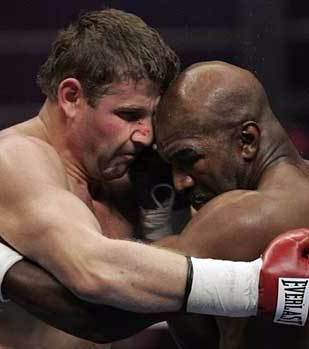 Ибрагимов побил Холифилда