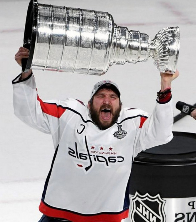 Овечкин с Кубком Стэнли