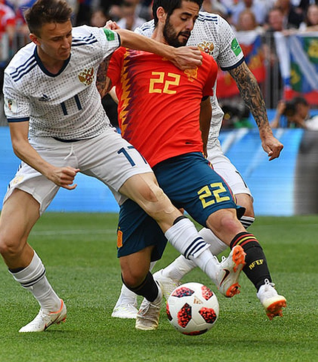 Исторический выход в 1/4 финала