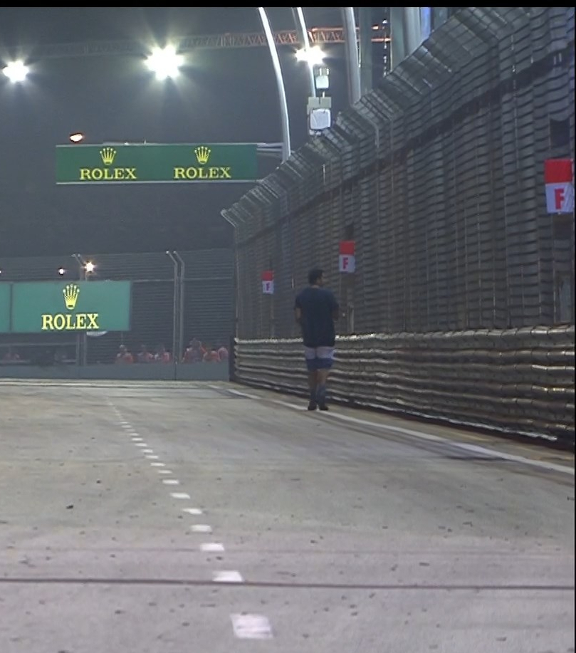 Вышел на трассу - в тюрьму