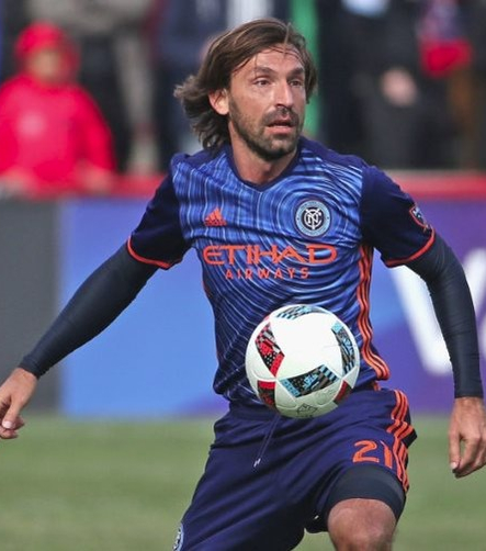 Пирло повесил бутсы на гвоздь