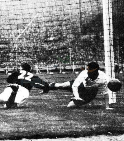 На футболках появились номера